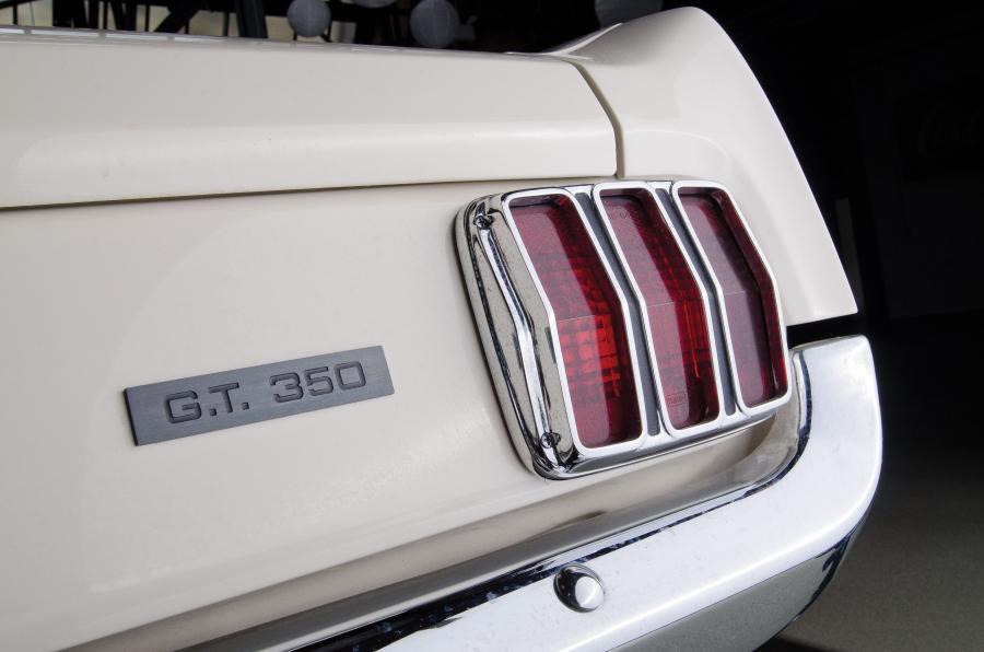  Shelby GT350 Fastback 1965 года  (фото 53 из 80)